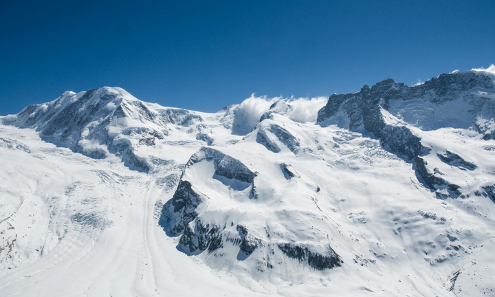 Chile en invierno: senderos con nieve