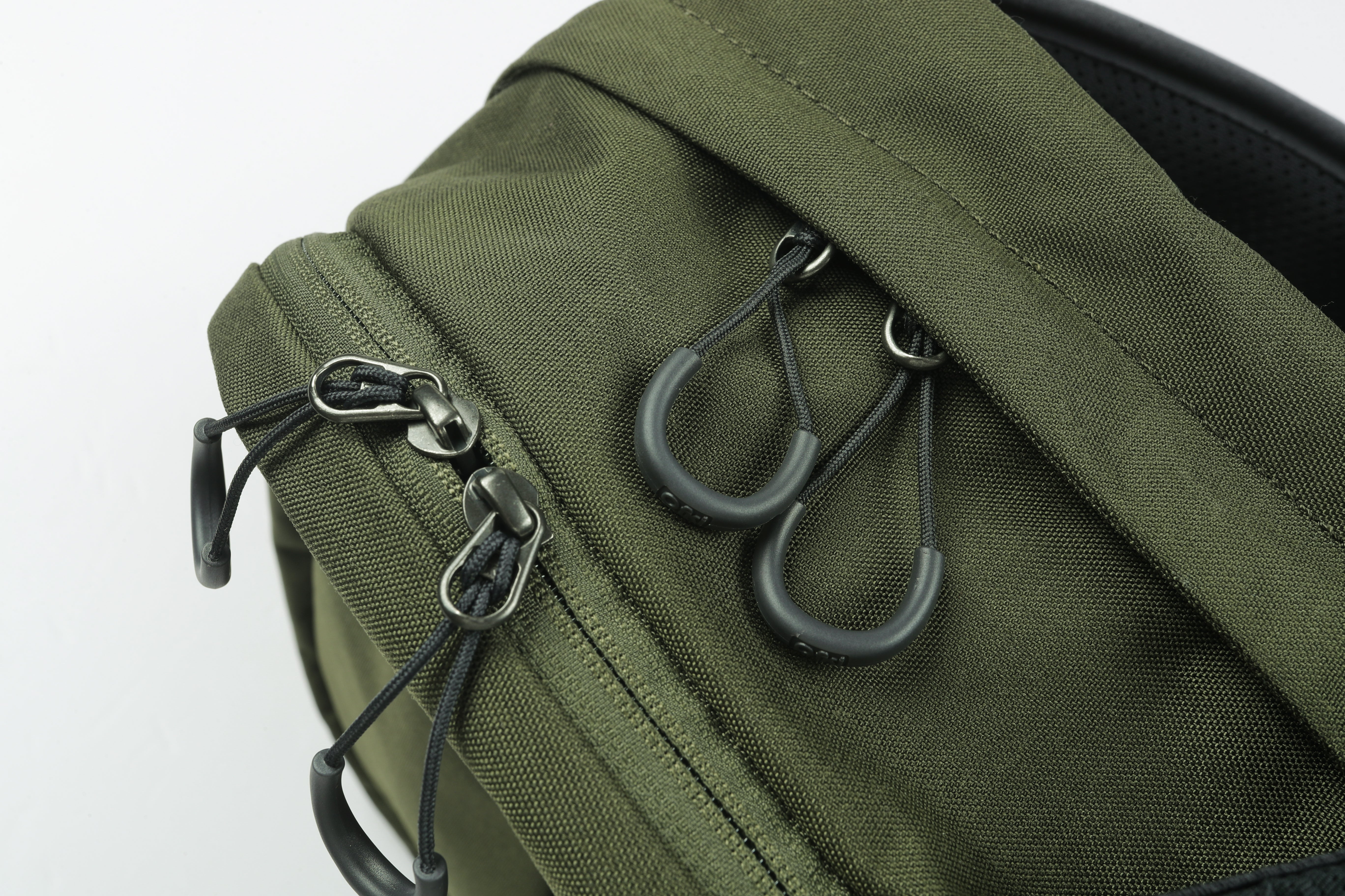 Mochila Velnar Uso Diario 26 Litros - 34
