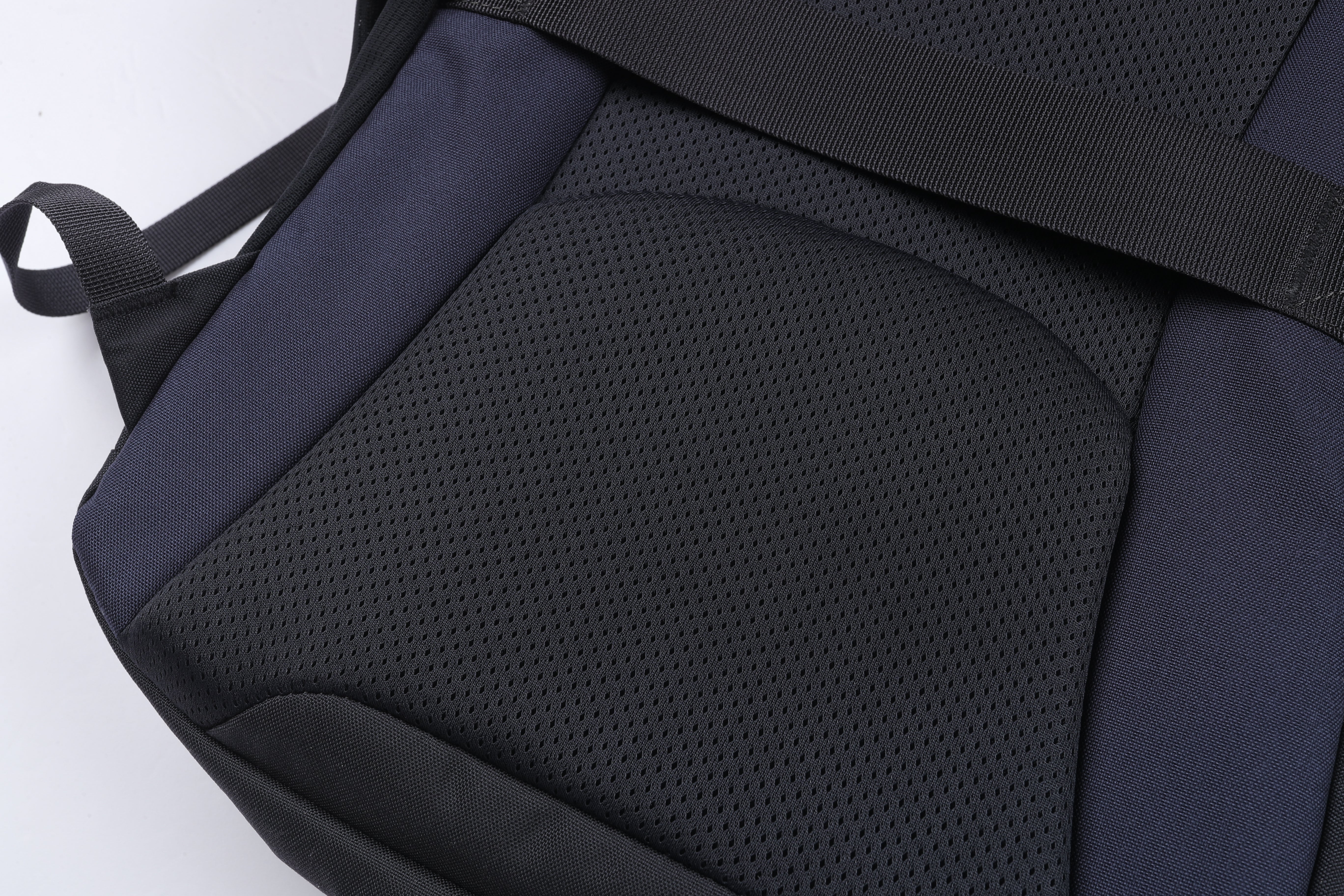 Mochila Velnar Uso Diario 26 Litros - 28