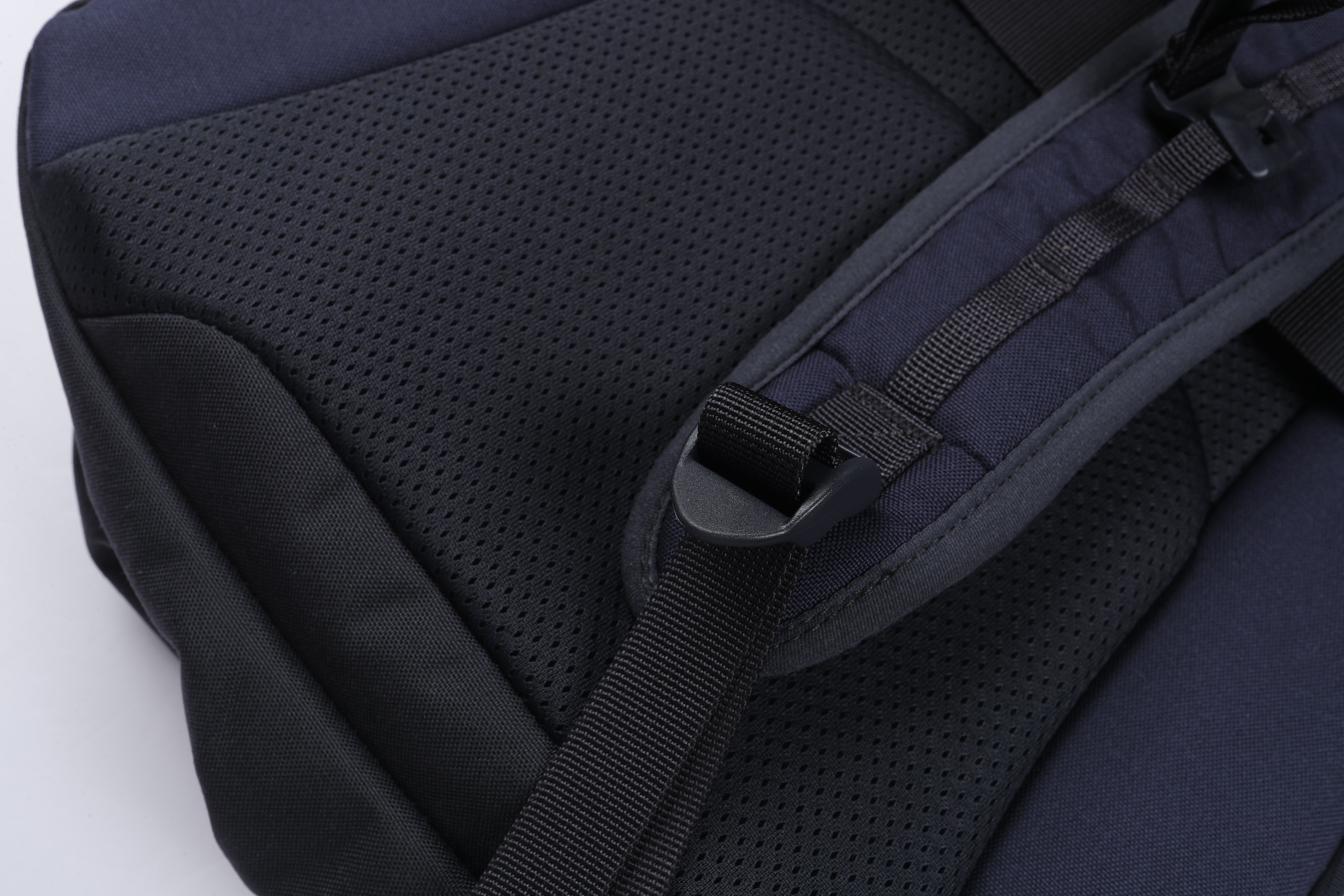 Mochila Velnar Uso Diario 26 Litros - 24